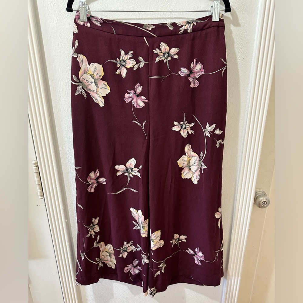 Lauren Conrad Runway Purple Floral Wide Leg Pants Size 12